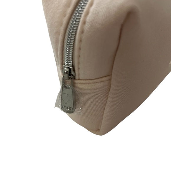 Christian Dior Cream Beauty Cosmetic Bag - NWOT - Picture 2 of 3